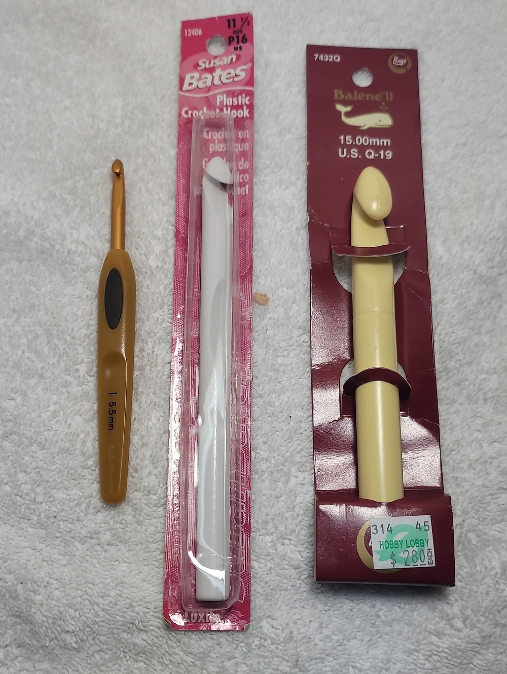 Asst. Crochet Hooks Set Of 3 NWT